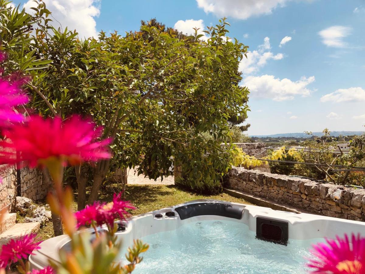 Trulli Di Zia Tata Guest House Locorotondo Exterior photo