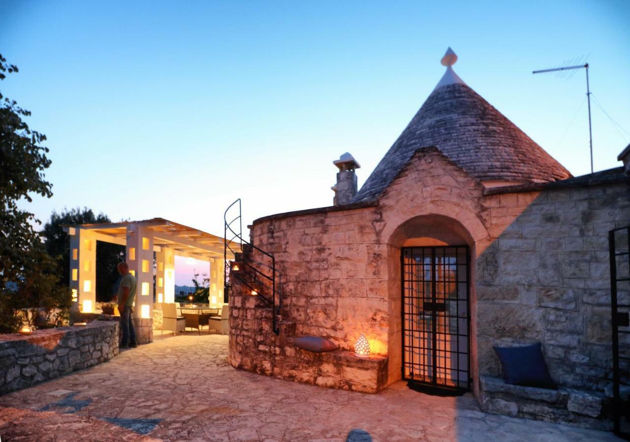 Trulli Di Zia Tata Guest House Locorotondo Exterior photo
